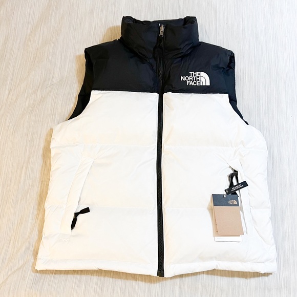 The North Face 1996 Nuptse Vest White🔥🔥🔥🔥🔥 - Picture 2 of 16